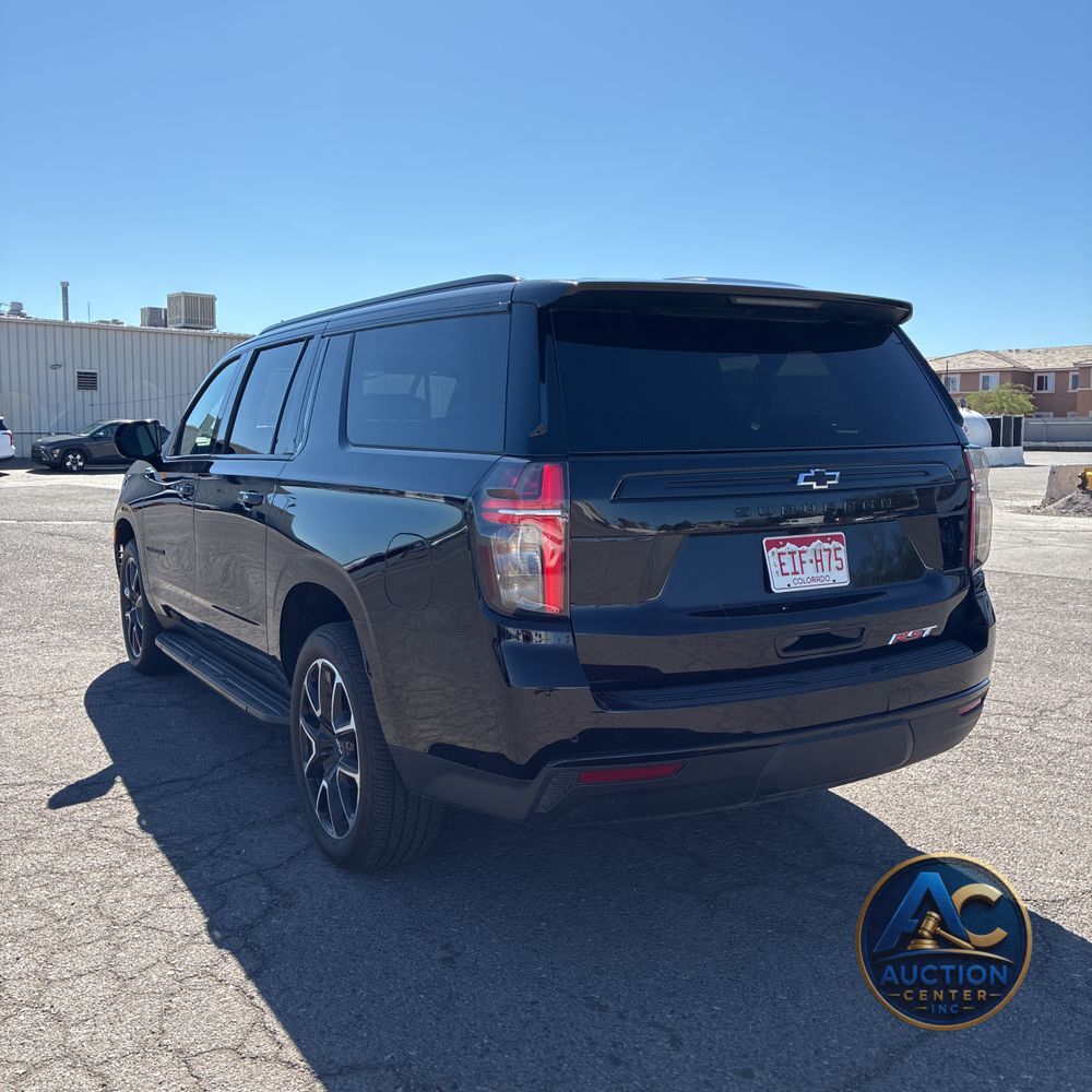 2024 Chevrolet Suburban RST
