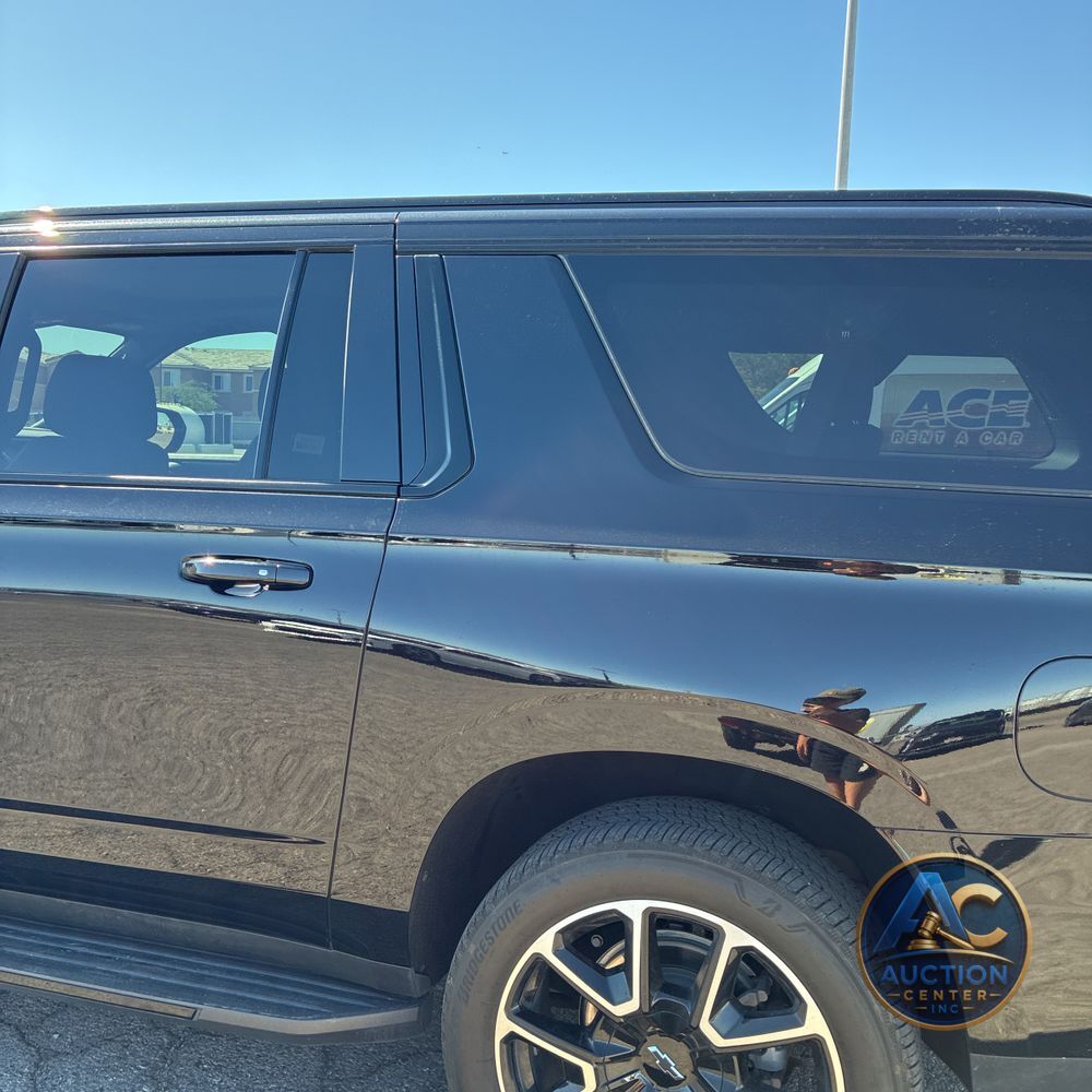2024 Chevrolet Suburban RST