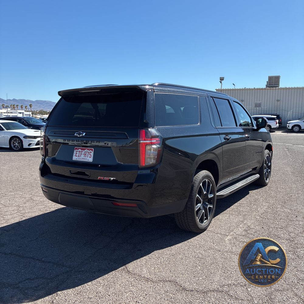 2024 Chevrolet Suburban RST