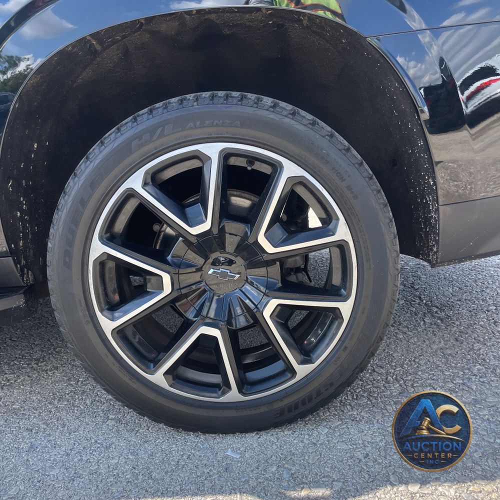2021 Chevrolet Suburban RST