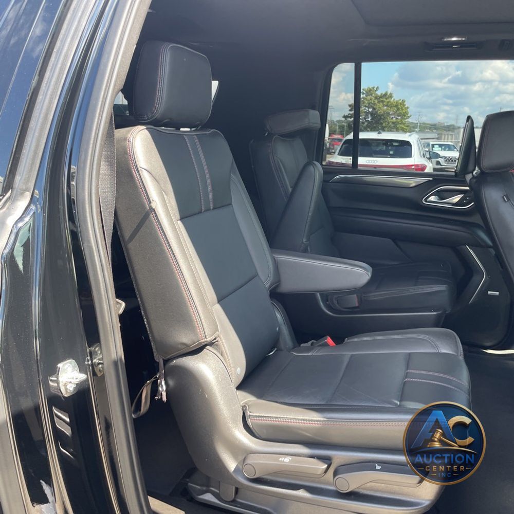 2021 Chevrolet Suburban RST
