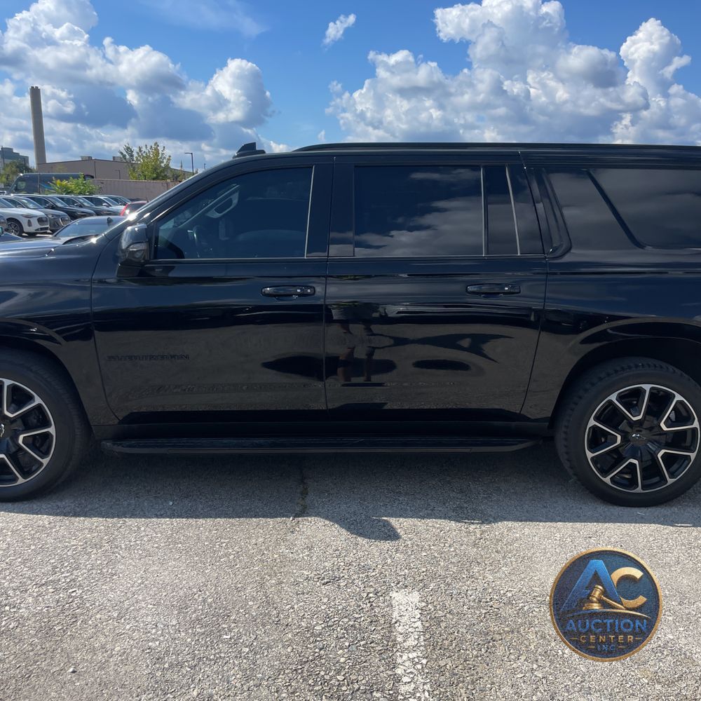 2021 Chevrolet Suburban RST