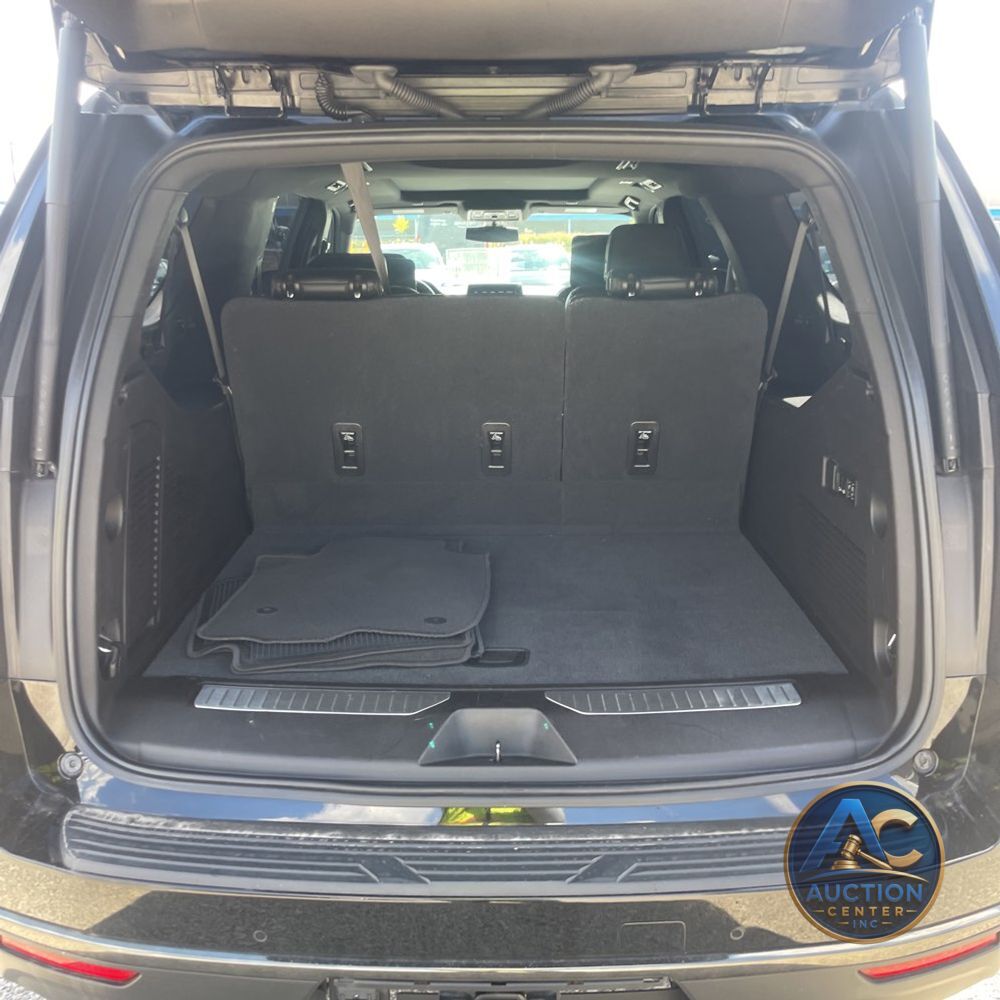 2021 Chevrolet Suburban RST