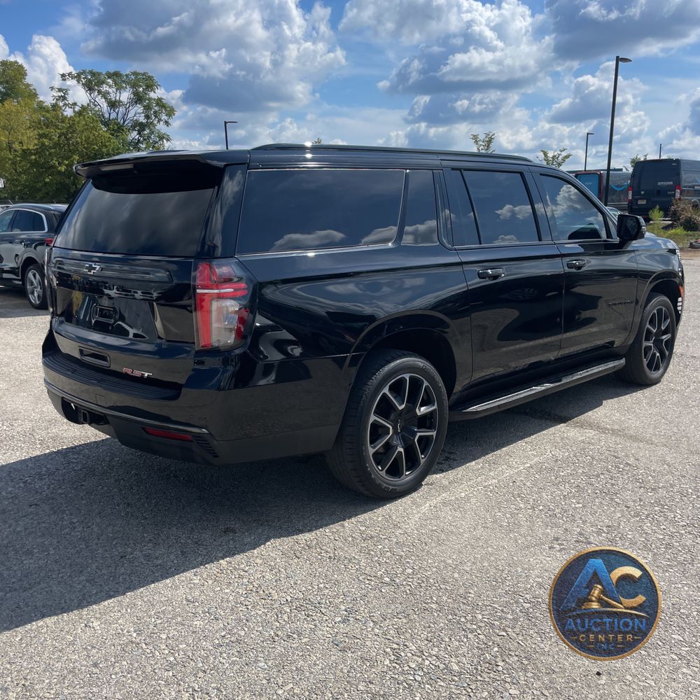 2021 Chevrolet Suburban RST