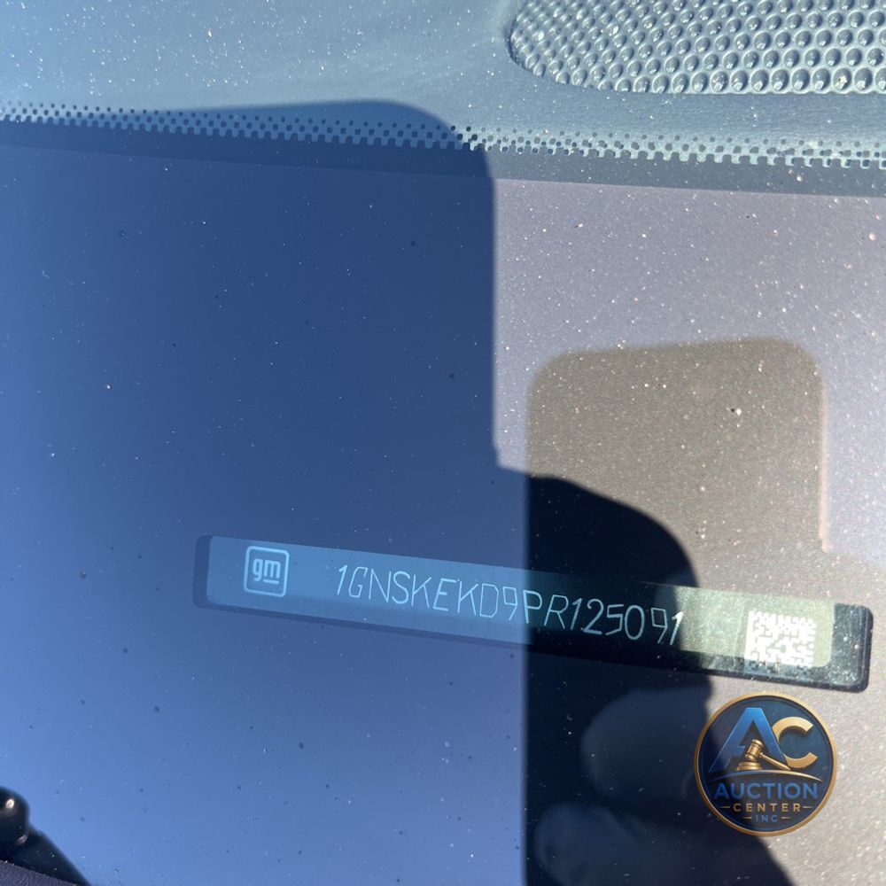 2023 Chevrolet Suburban RST