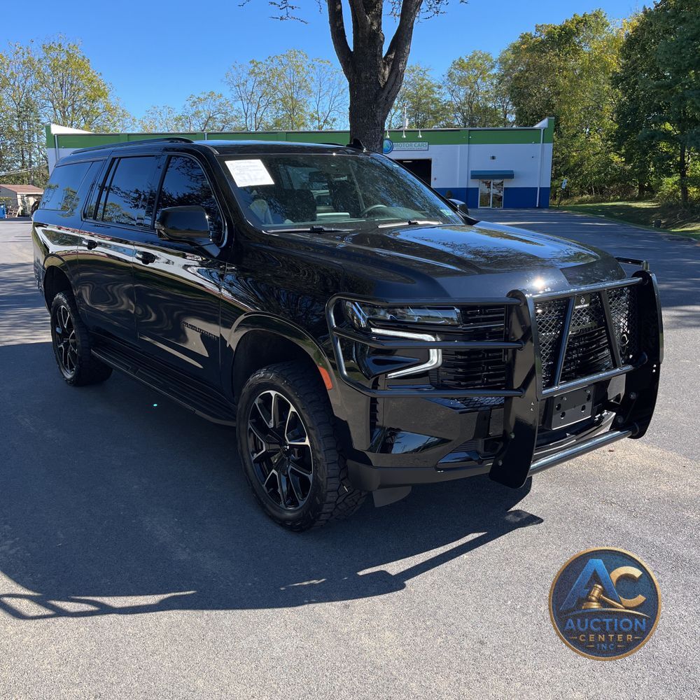 2023 Chevrolet Suburban RST