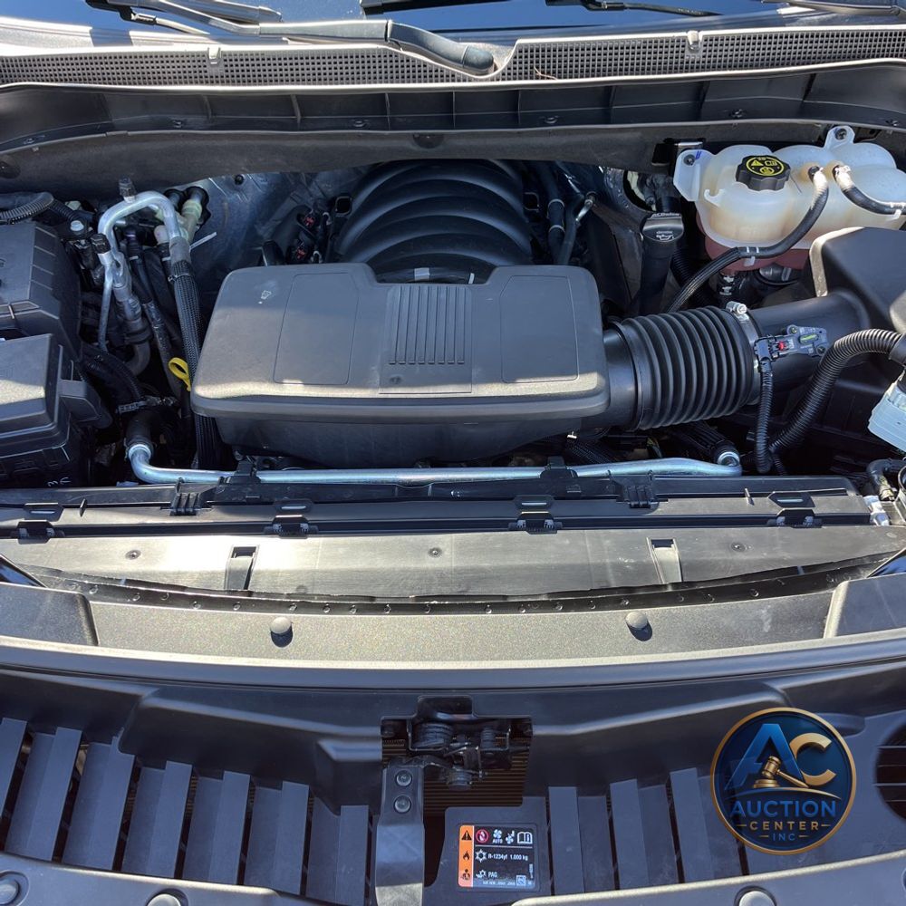2023 Chevrolet Suburban RST