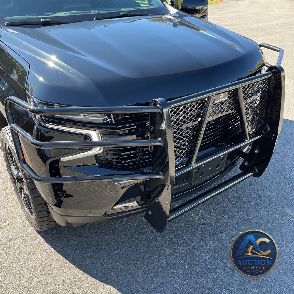 2023 Chevrolet Suburban RST