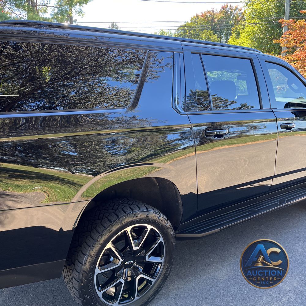 2023 Chevrolet Suburban RST