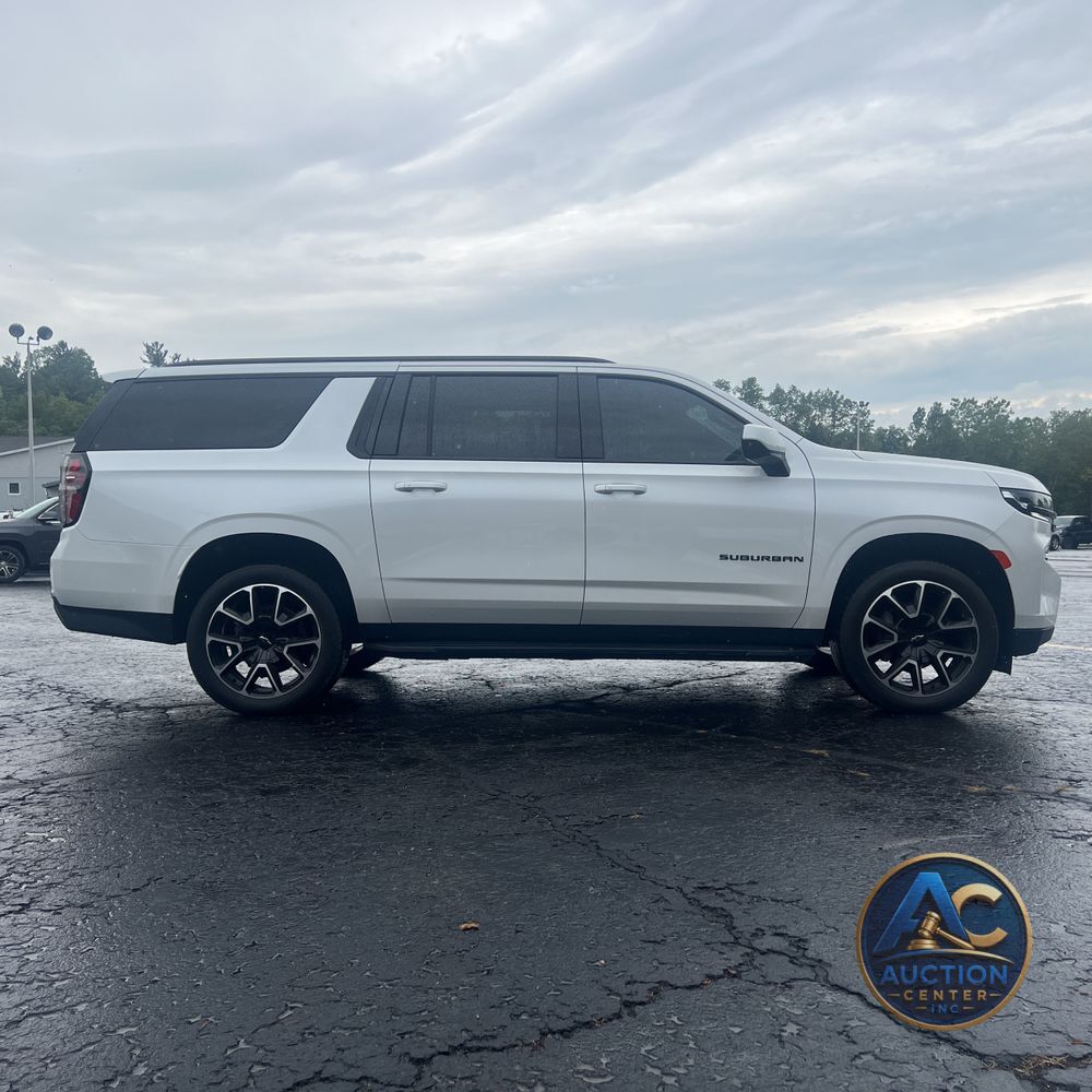 2021 Chevrolet Suburban RST