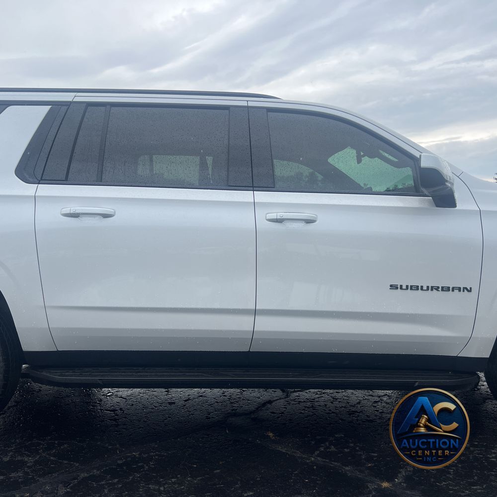 2021 Chevrolet Suburban RST