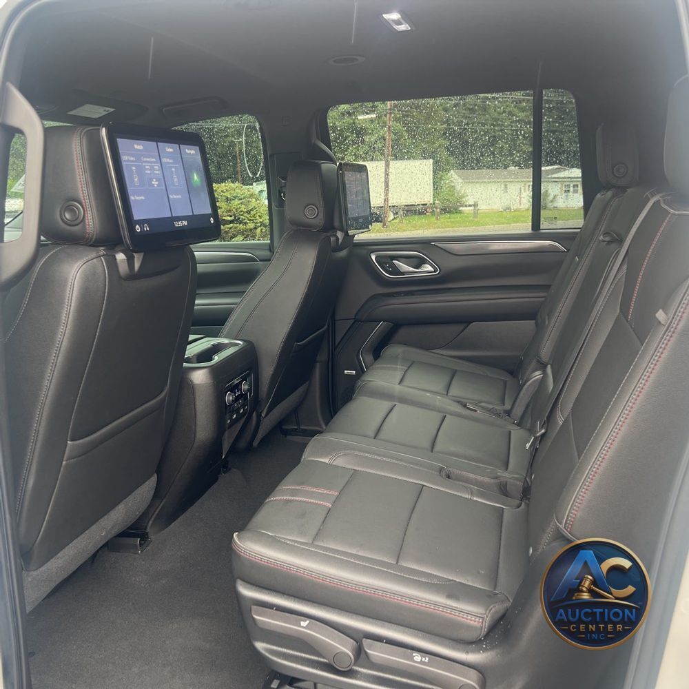 2021 Chevrolet Suburban RST
