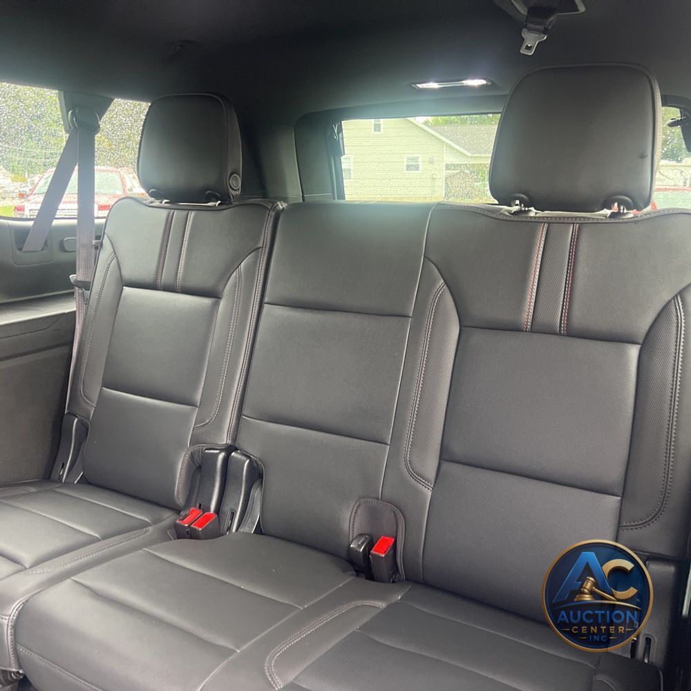 2021 Chevrolet Suburban RST