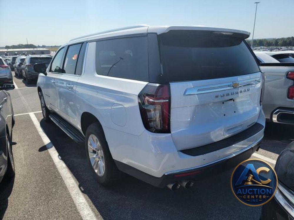 2023 Chevrolet Suburban Premier