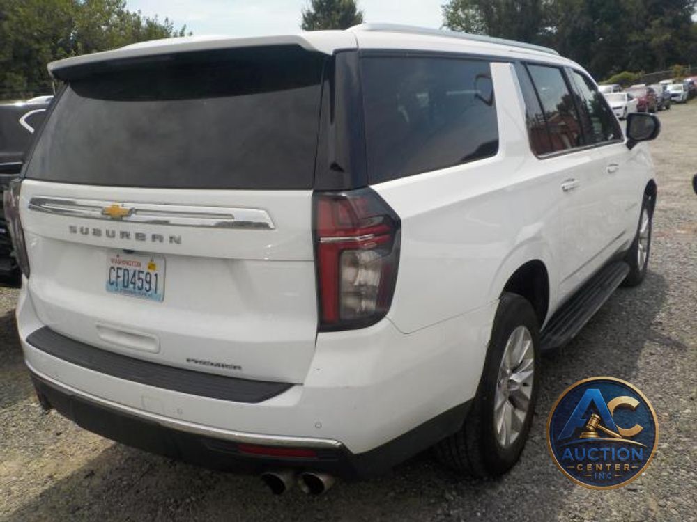 2023 Chevrolet Suburban Premier