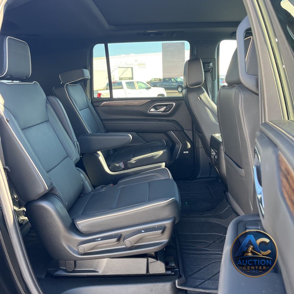 2024 Chevrolet Suburban Premier