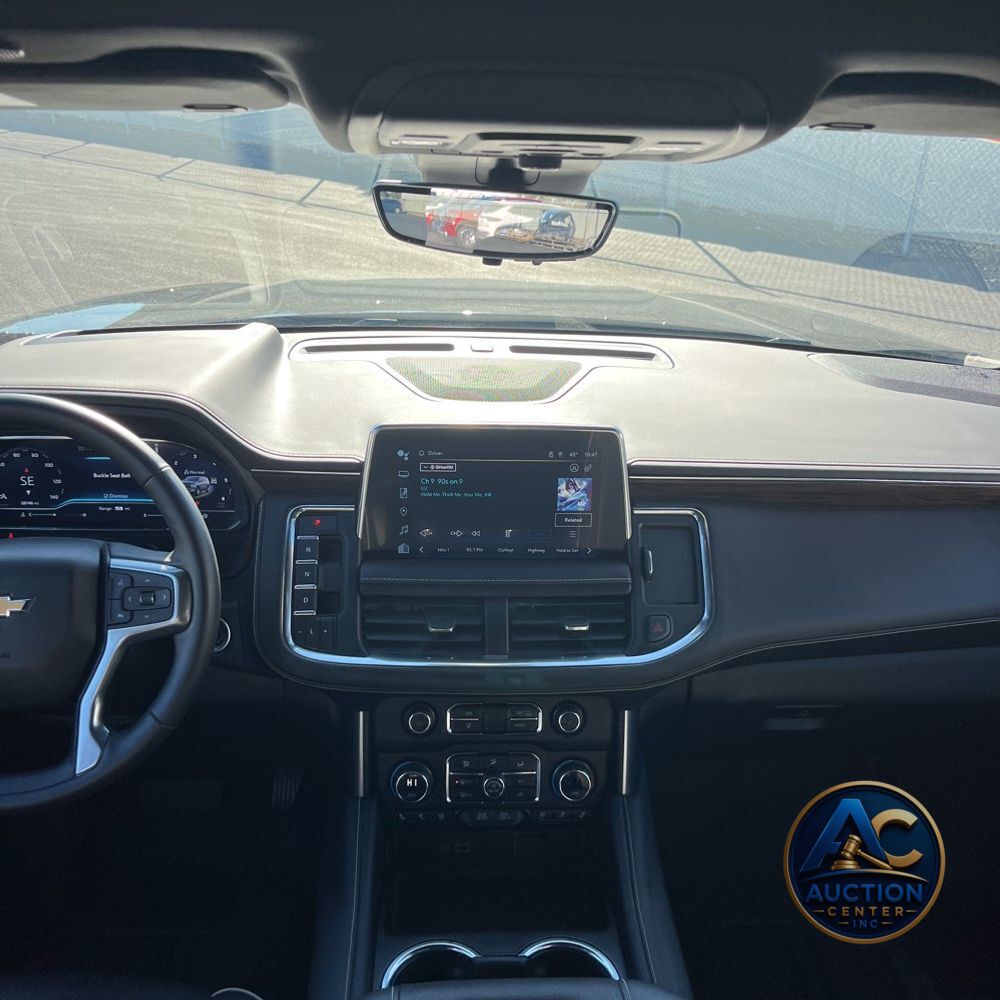 2024 Chevrolet Suburban Premier