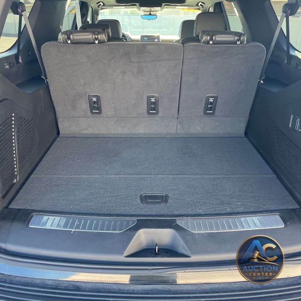2024 Chevrolet Suburban Premier