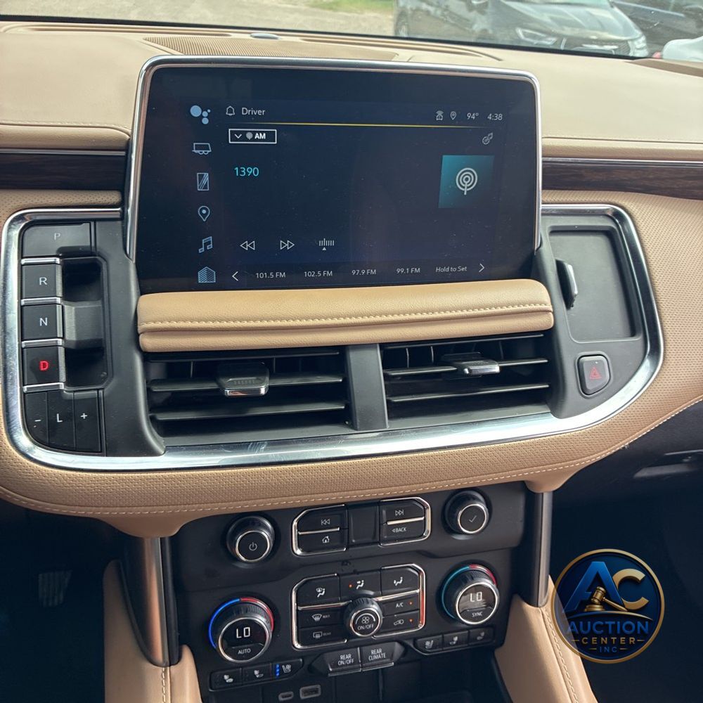 2024 Chevrolet Suburban Premier