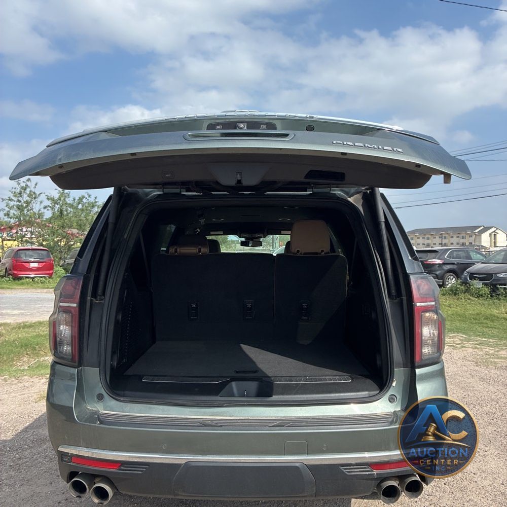 2024 Chevrolet Suburban Premier