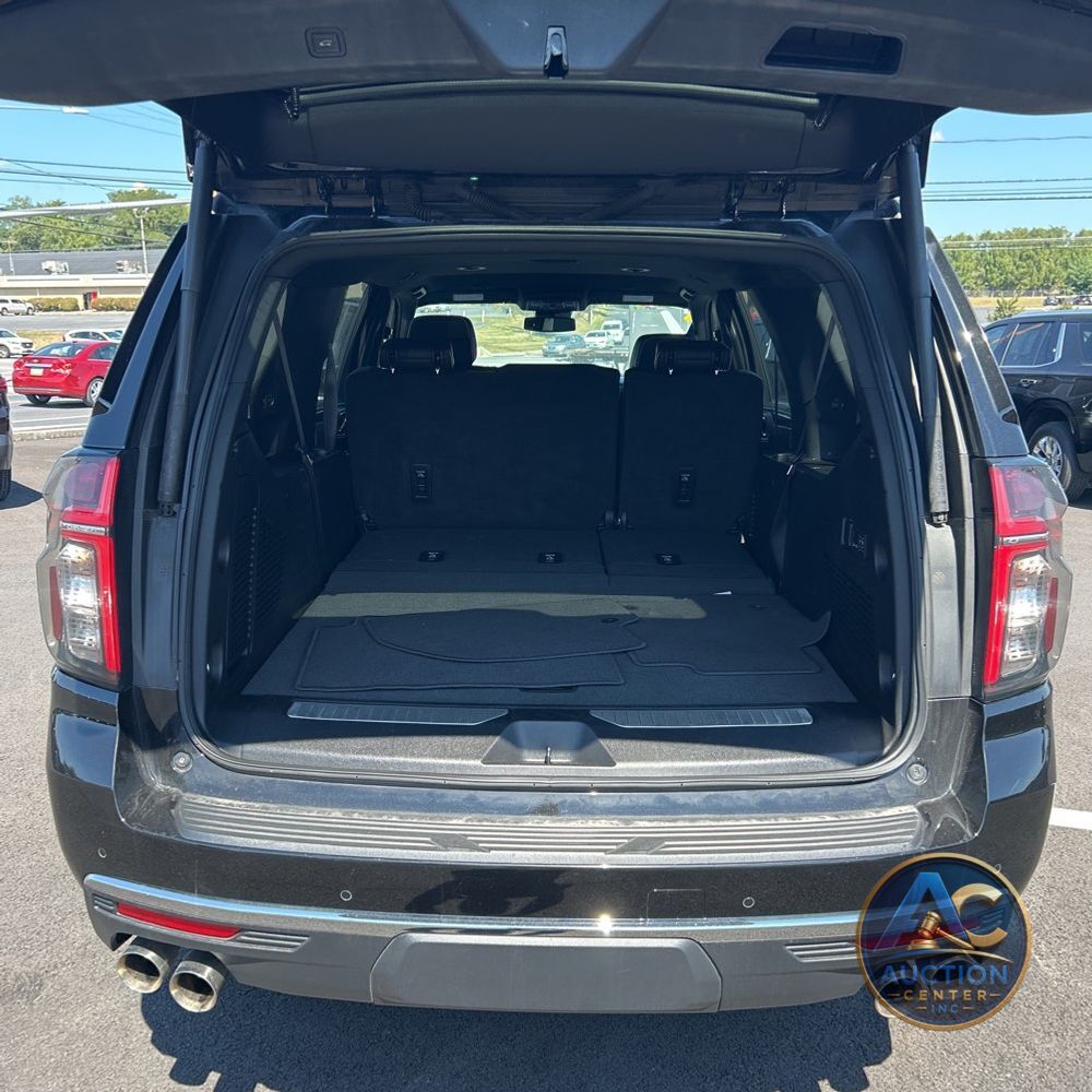 2024 Chevrolet Suburban Premier