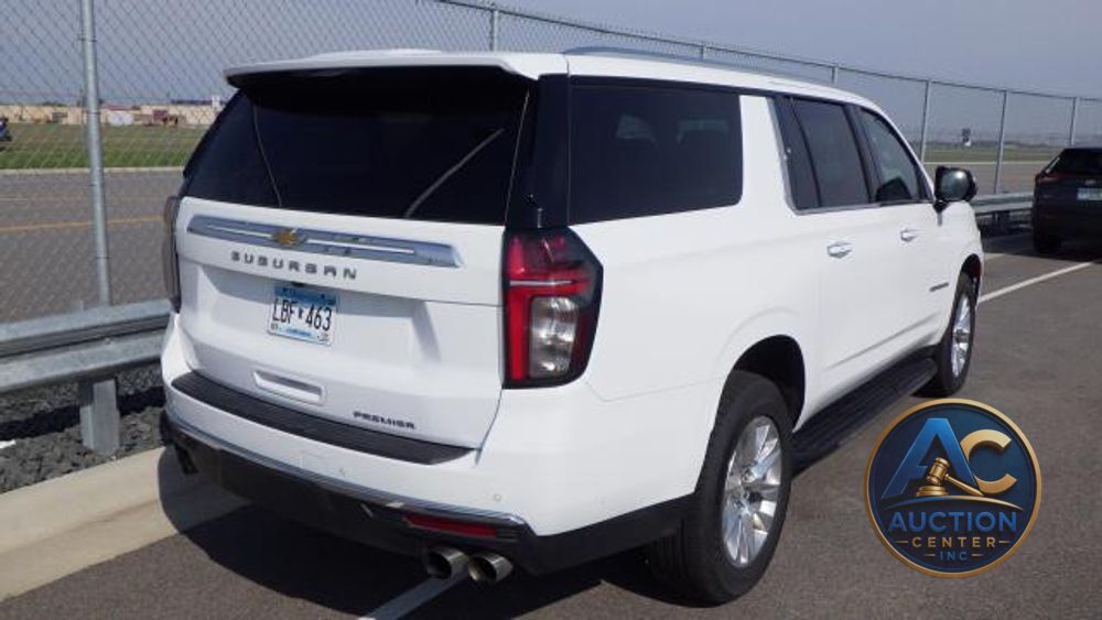 2023 Chevrolet Suburban Premier