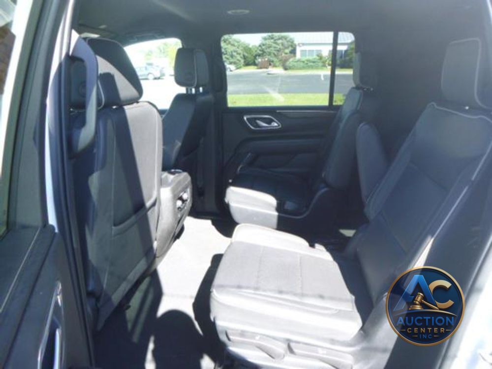 2023 Chevrolet Suburban Premier