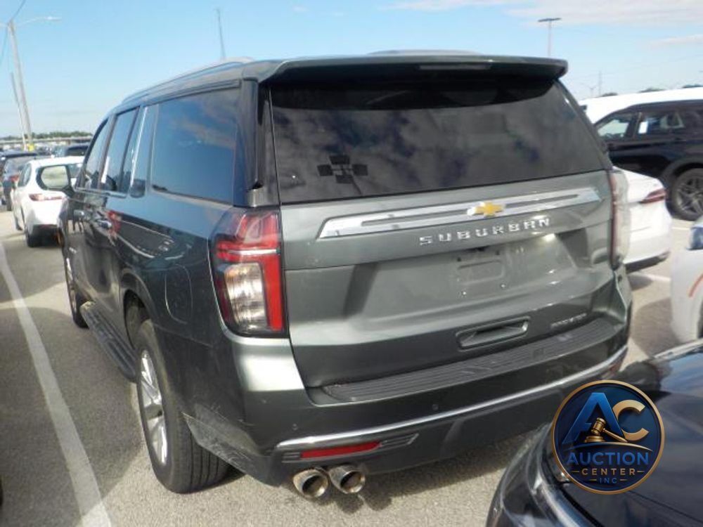 2023 Chevrolet Suburban Premier