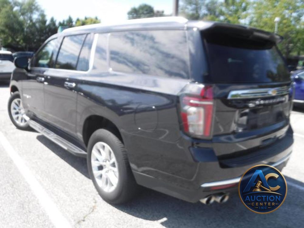 2023 Chevrolet Suburban Premier