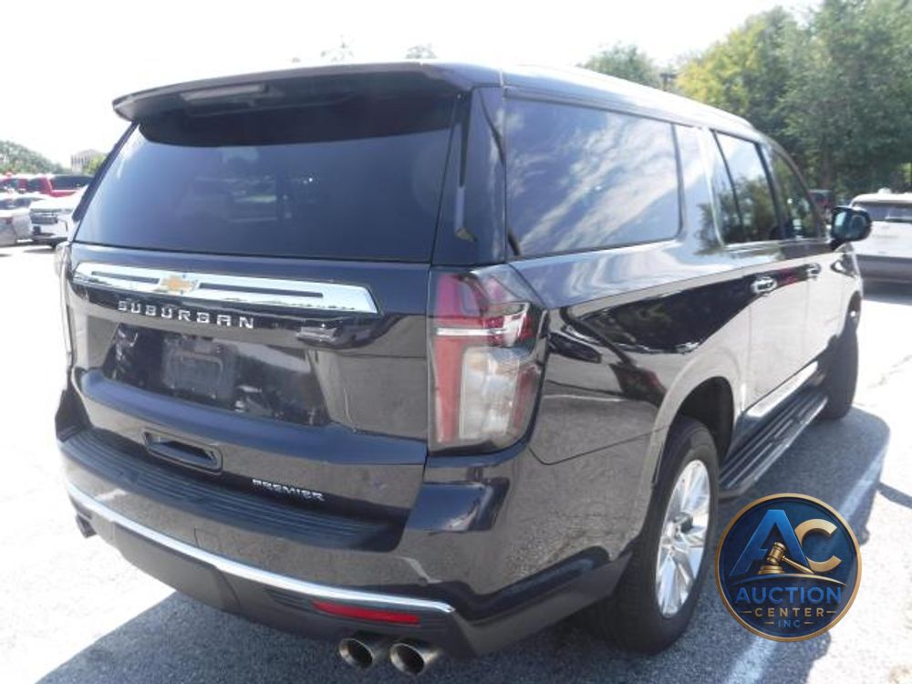 2023 Chevrolet Suburban Premier