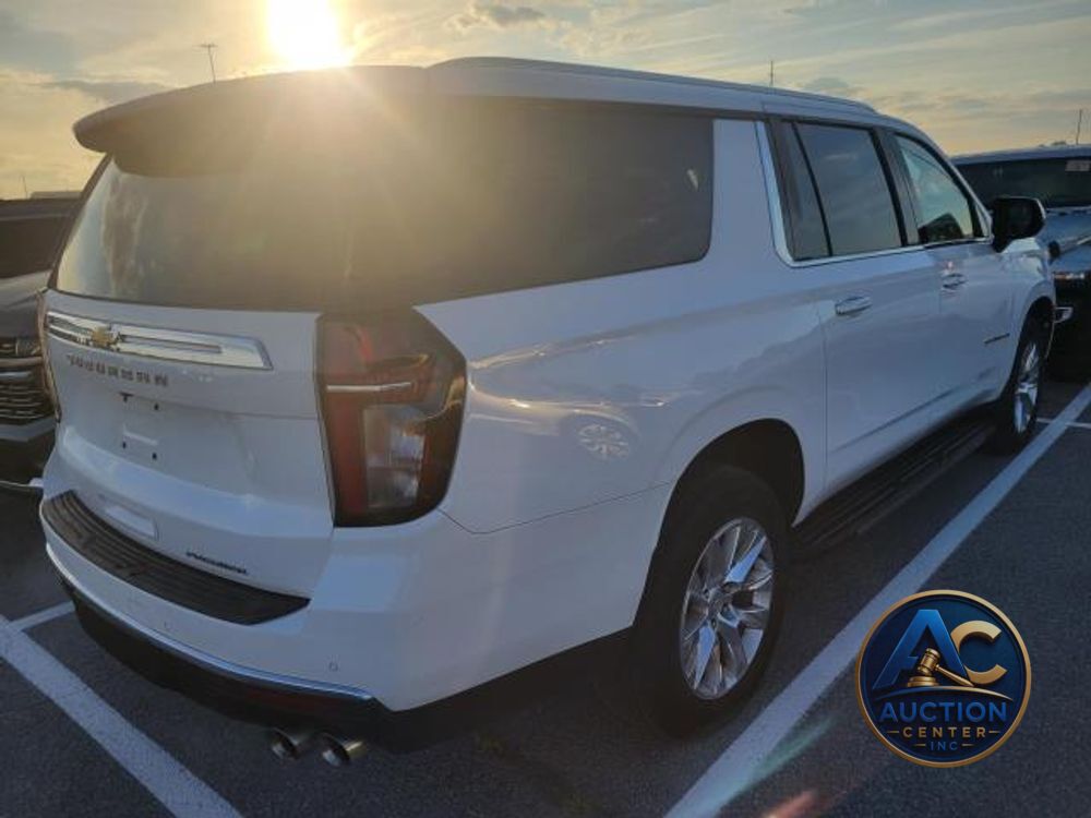 2023 Chevrolet Suburban Premier