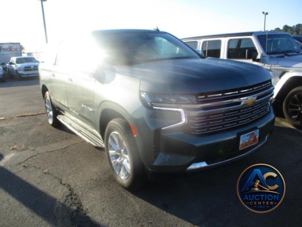 2023 Chevrolet Suburban Premier