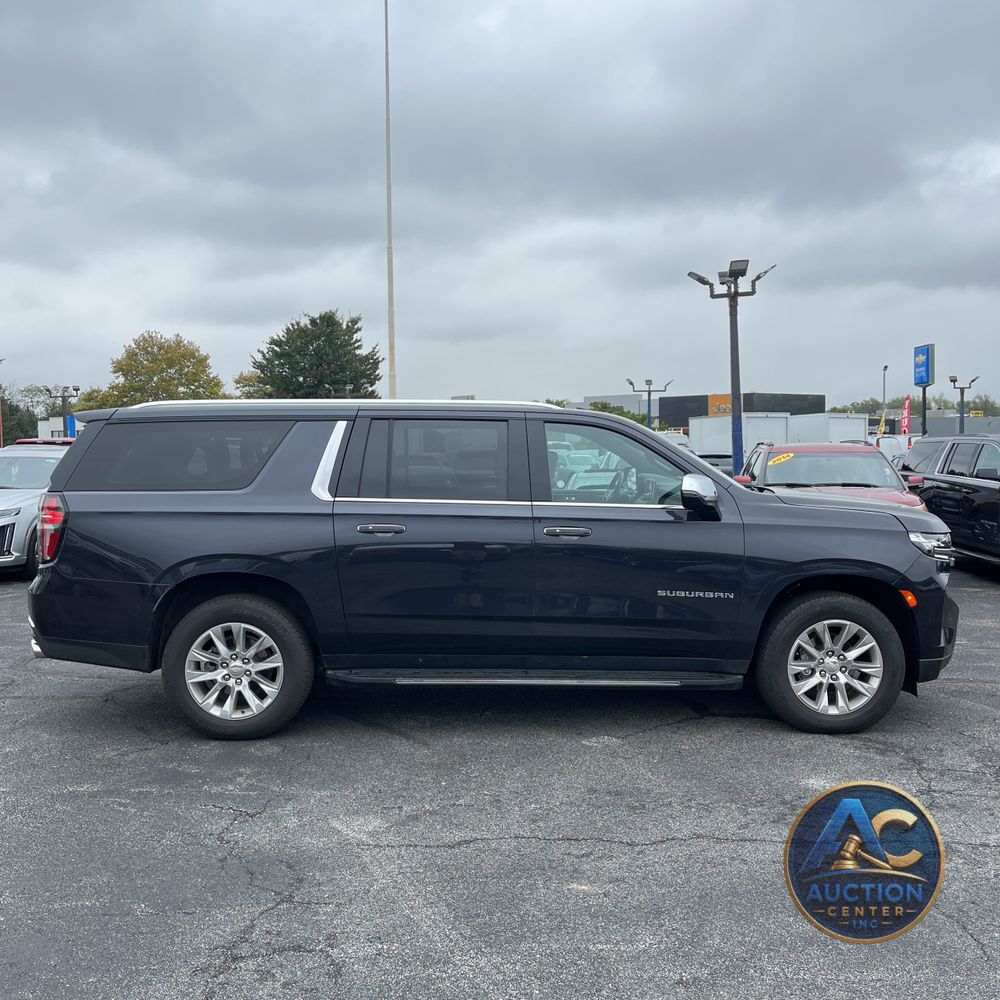 2023 Chevrolet Suburban Premier