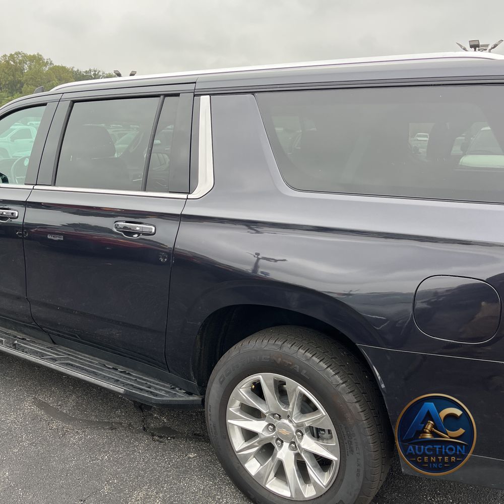 2023 Chevrolet Suburban Premier