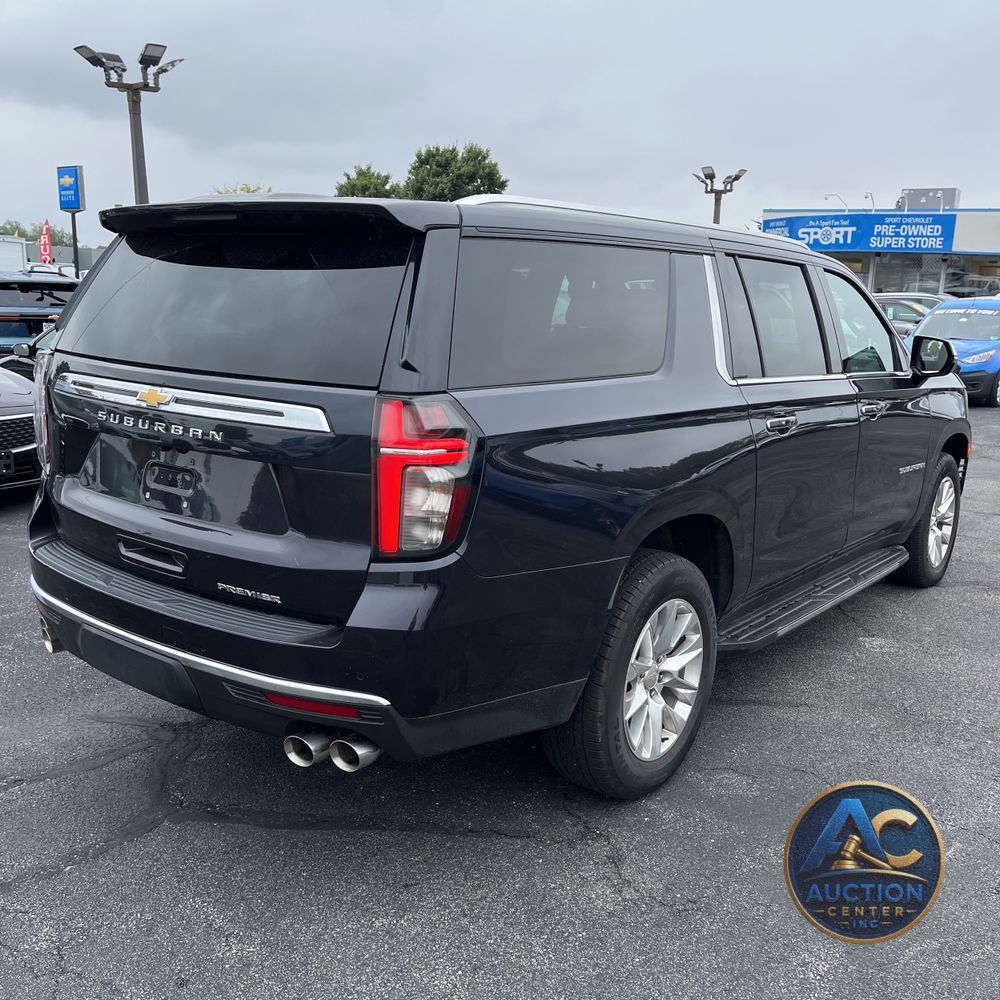 2023 Chevrolet Suburban Premier