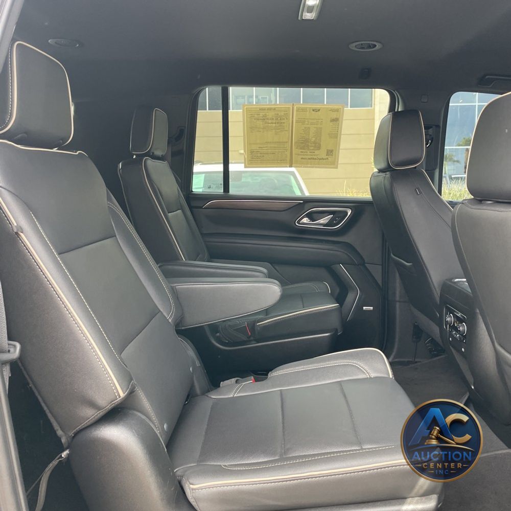 2024 Chevrolet Suburban Premier
