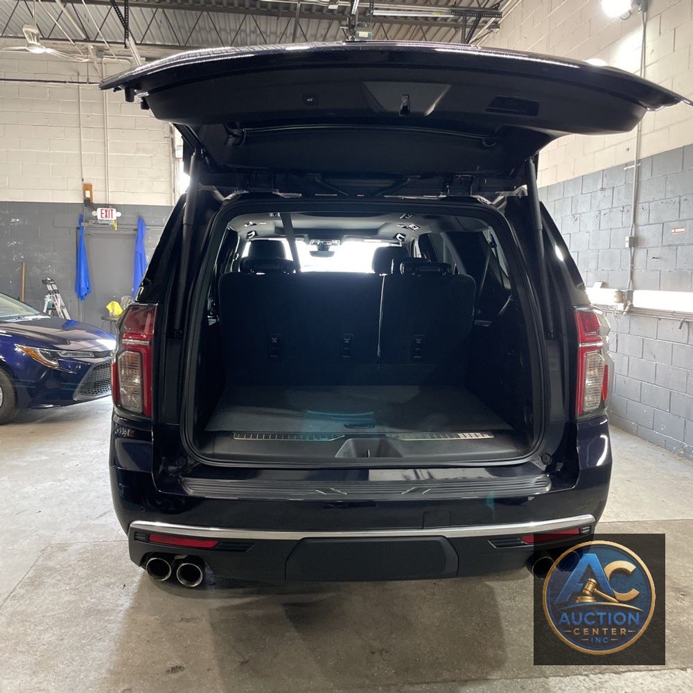 2021 Chevrolet Suburban High Country