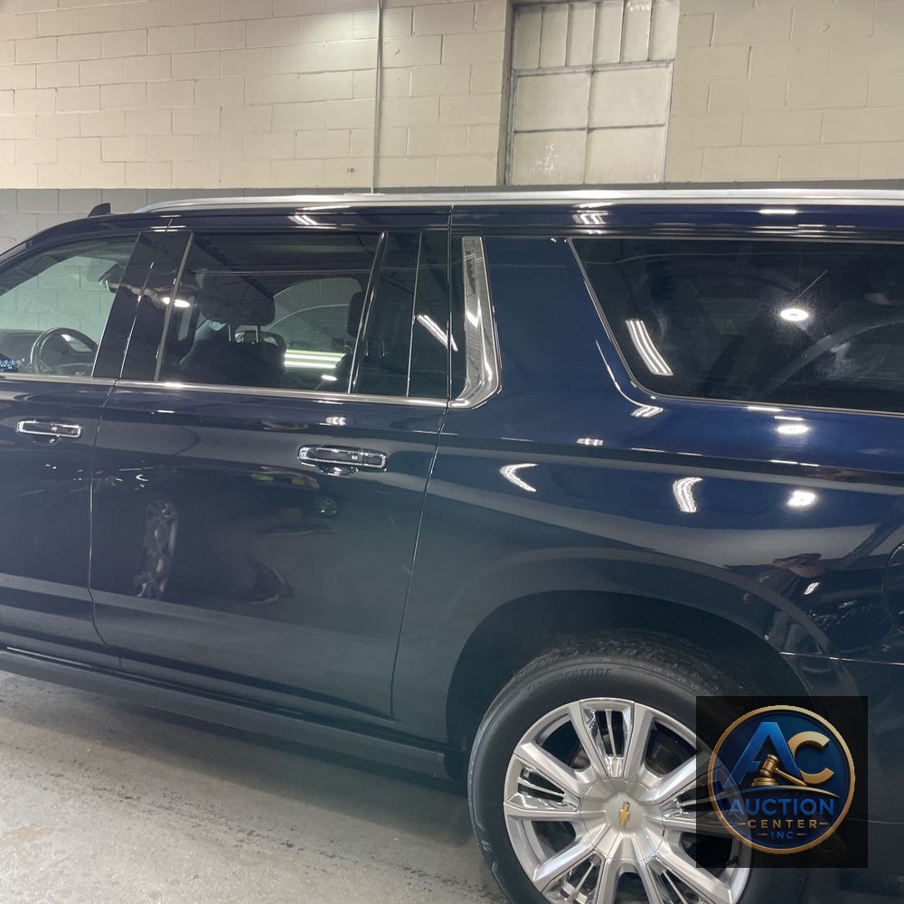 2021 Chevrolet Suburban High Country