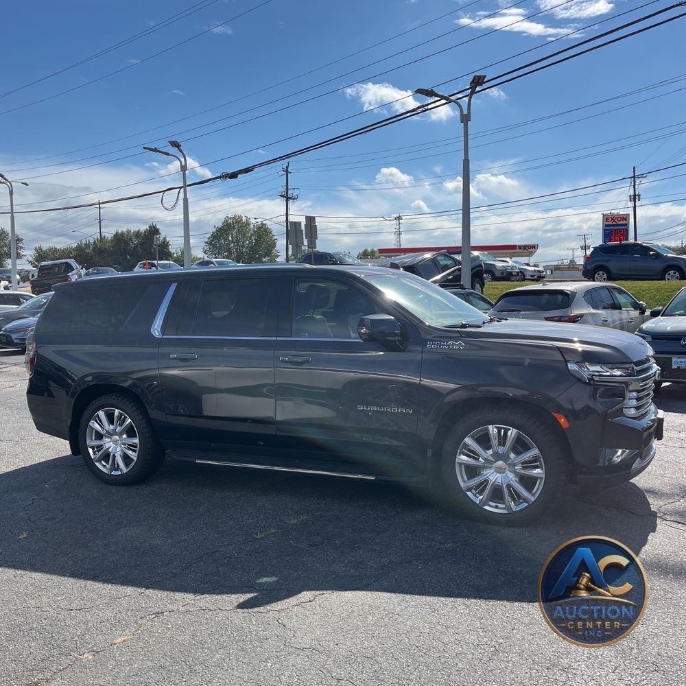 2023 Chevrolet Suburban High Country