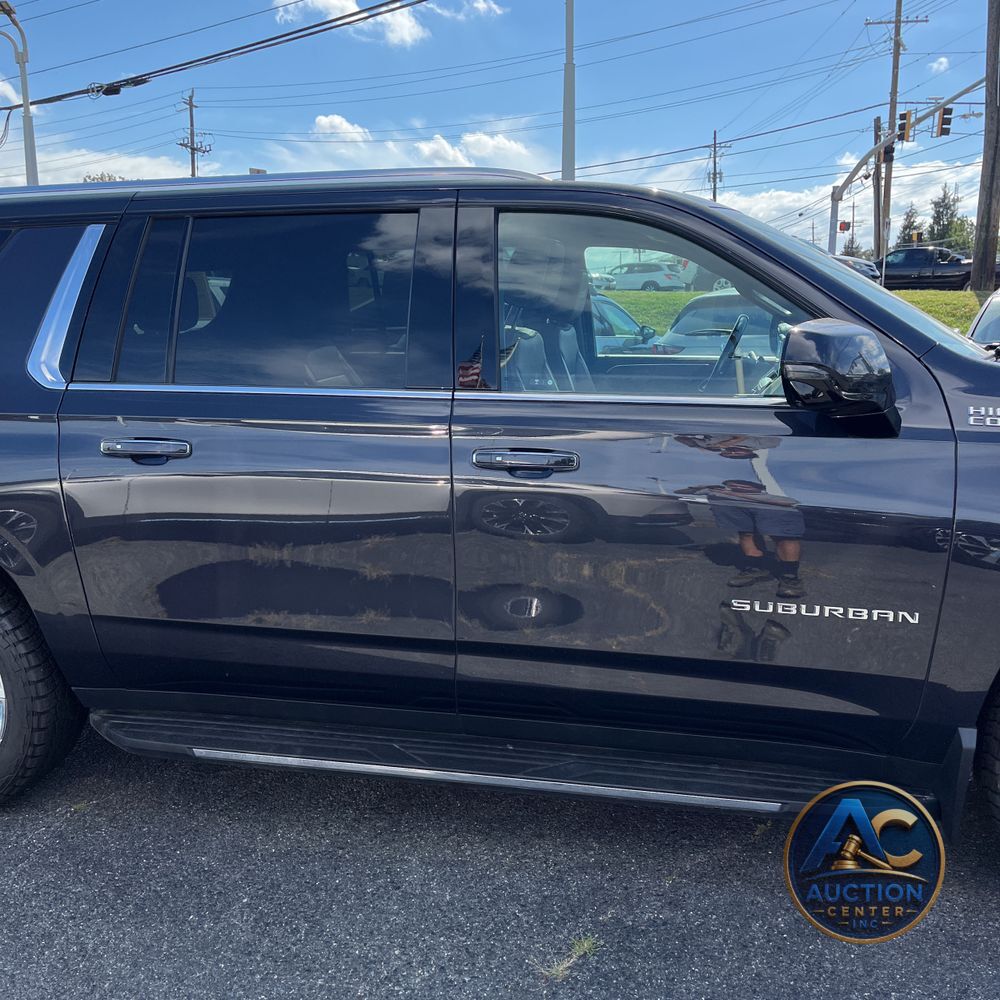 2023 Chevrolet Suburban High Country