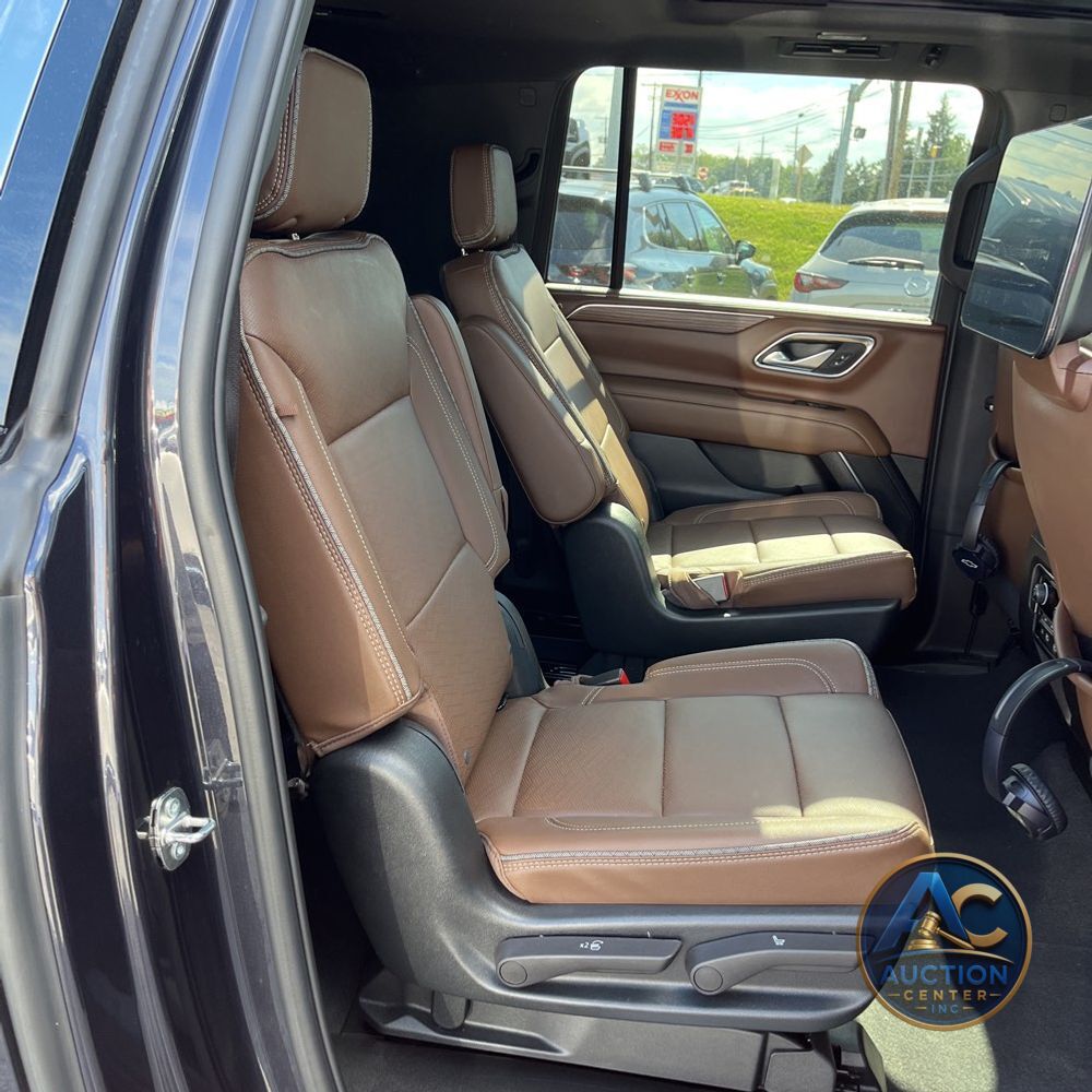 2023 Chevrolet Suburban High Country