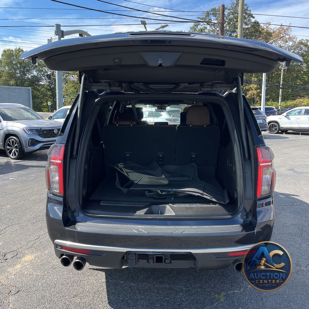 2023 Chevrolet Suburban High Country
