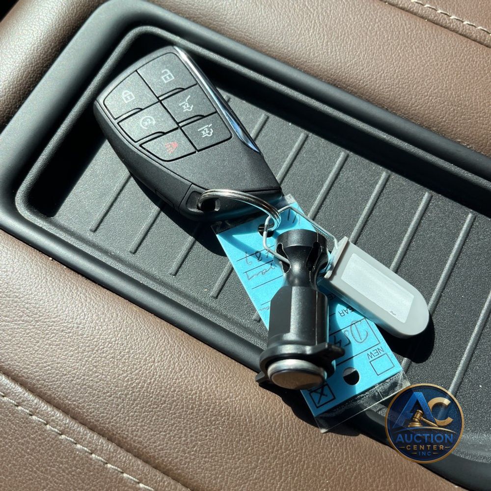 2023 Chevrolet Suburban High Country