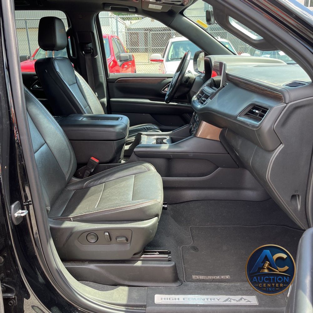 2021 Chevrolet Suburban High Country