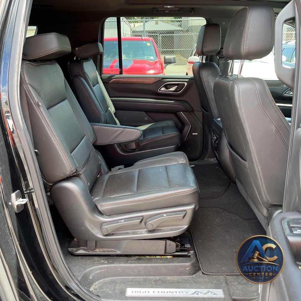 2021 Chevrolet Suburban High Country