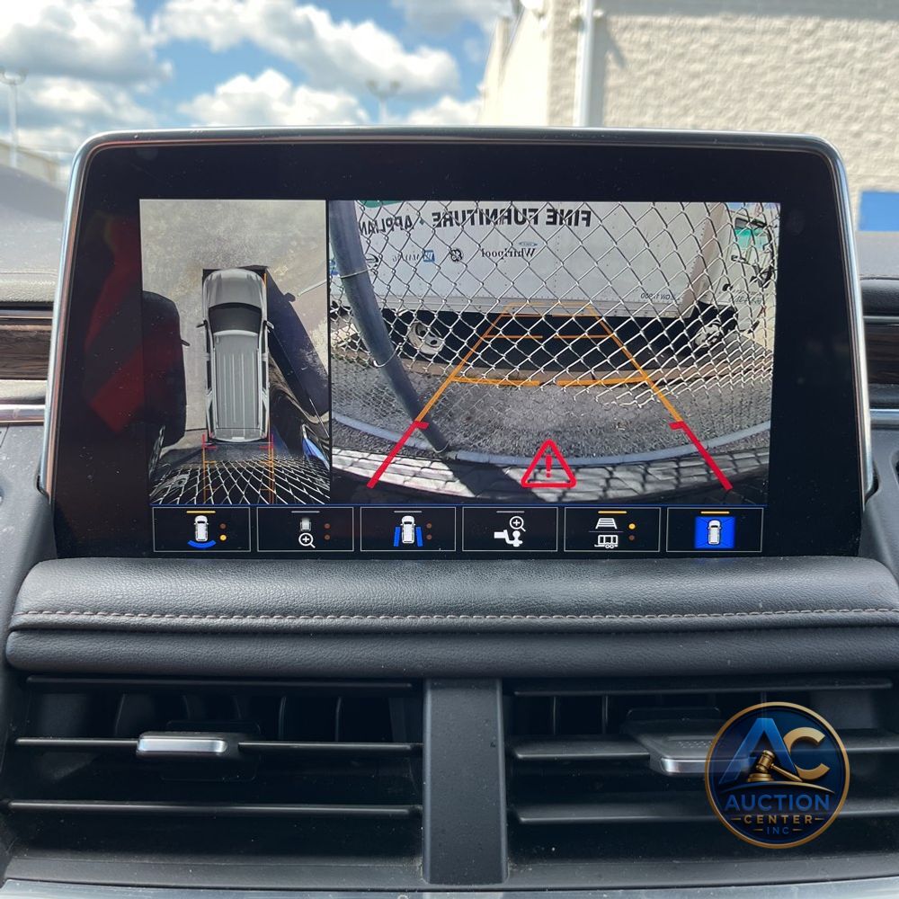 2021 Chevrolet Suburban High Country