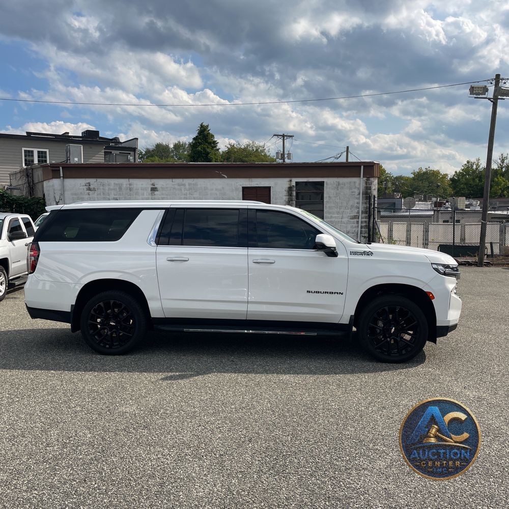 2022 Chevrolet Suburban High Country