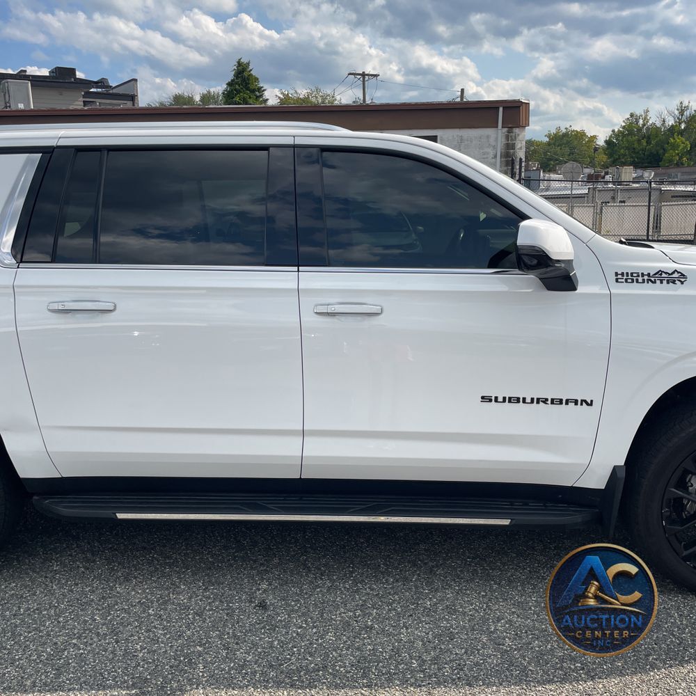 2022 Chevrolet Suburban High Country
