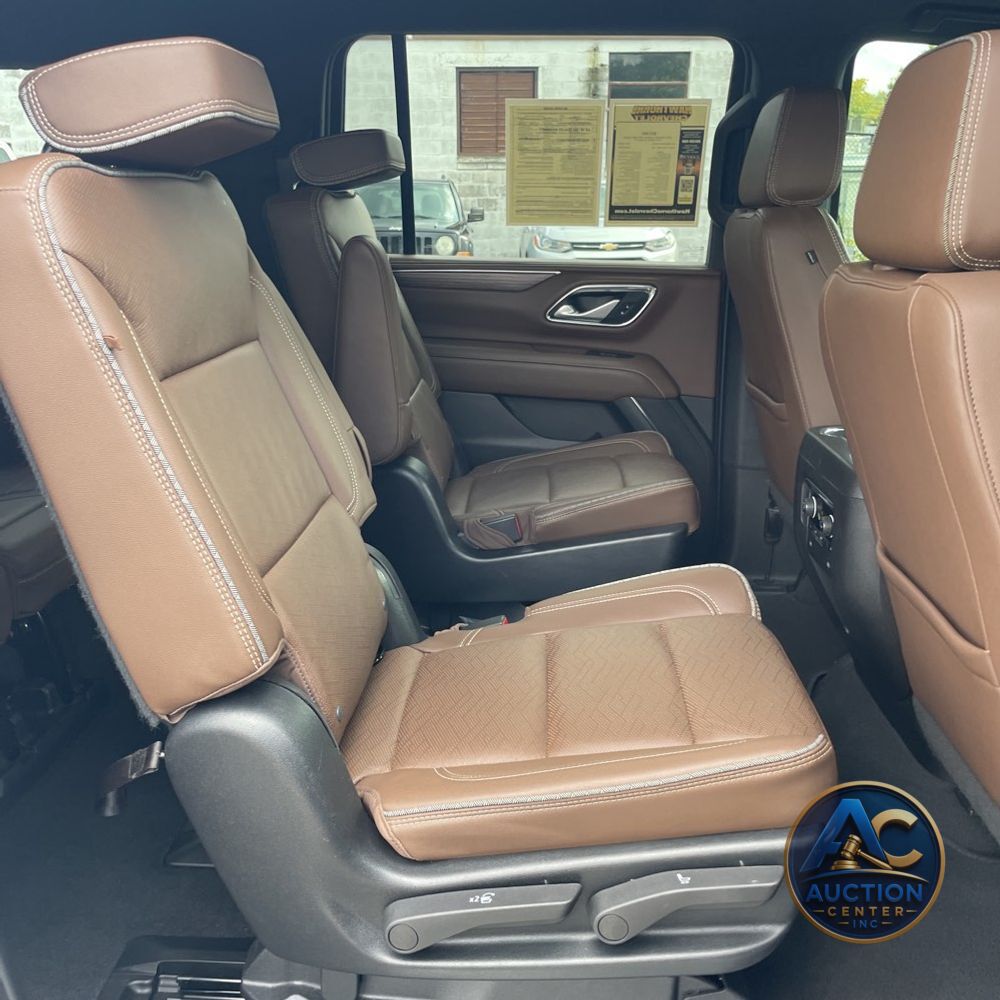 2022 Chevrolet Suburban High Country