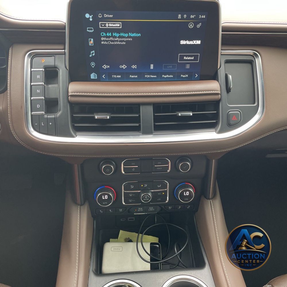2022 Chevrolet Suburban High Country